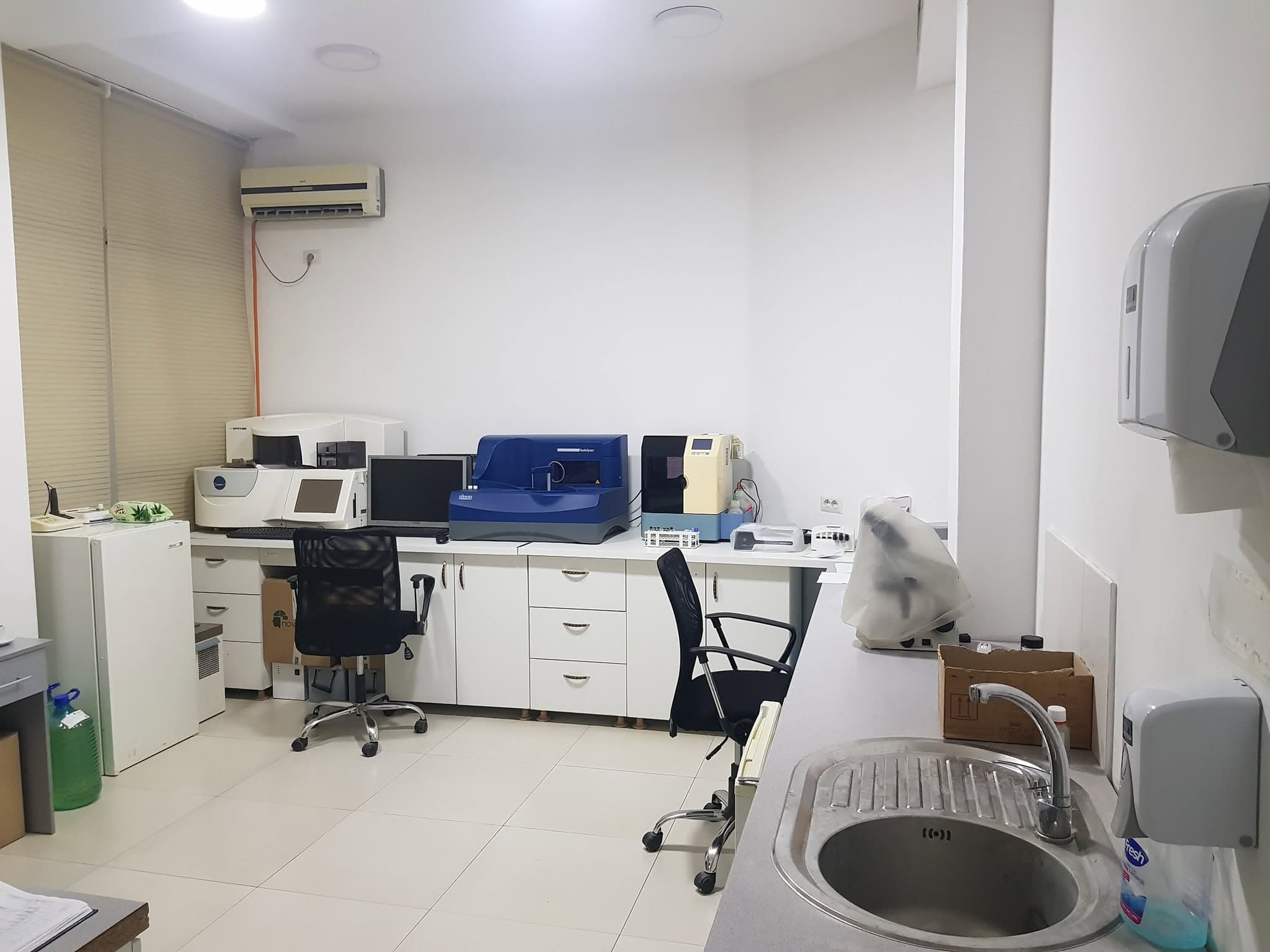 Ambient i laboratorit në Triti Lab